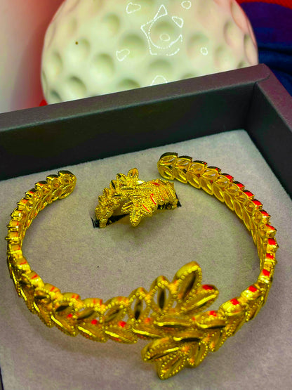 Royal Leaf Schmuck-Set – Armband & Ring mit filigranen Details