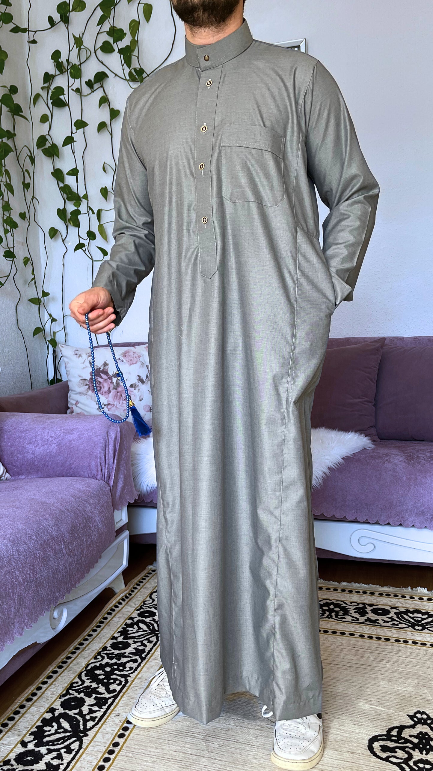 Men's Thobe Dark Grey + FREE Miswak