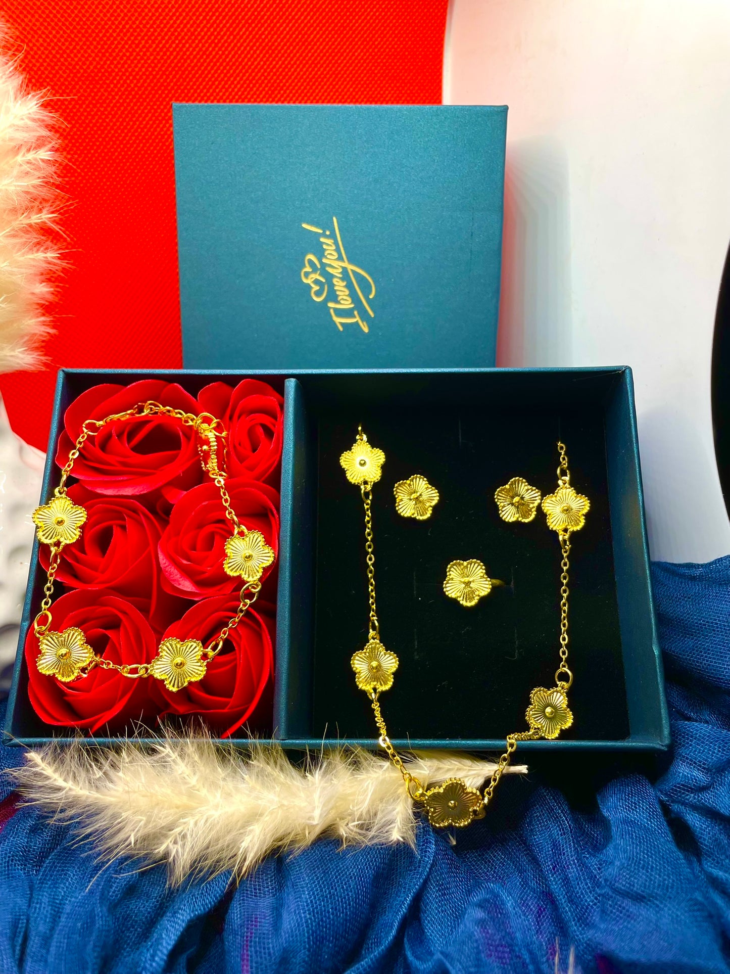Golden flower jewelry set with gift box